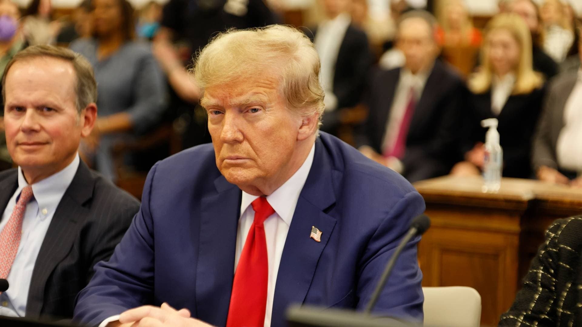 Las vergüenzas de la era Sánchez llegan al Supremo: responsabilidad y sobres en la plaza pública