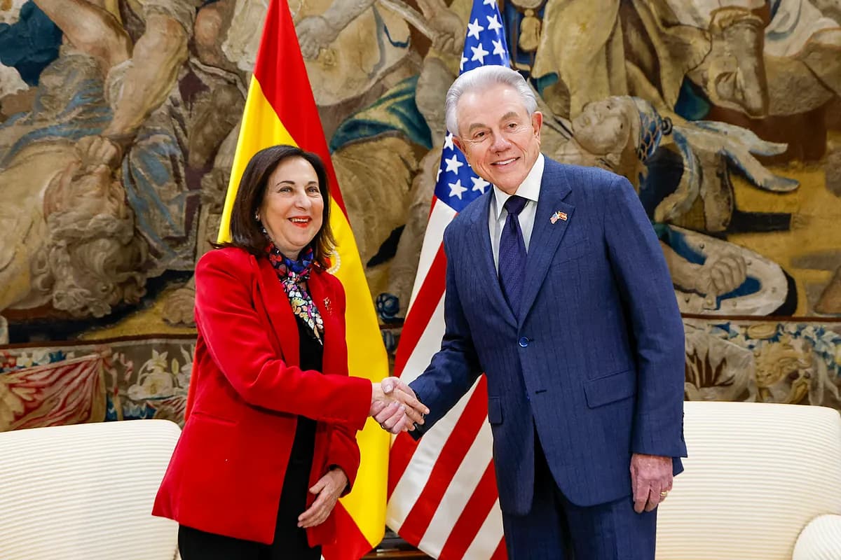 Trump insulta; España responde con silencio de barcos y profesionalidad